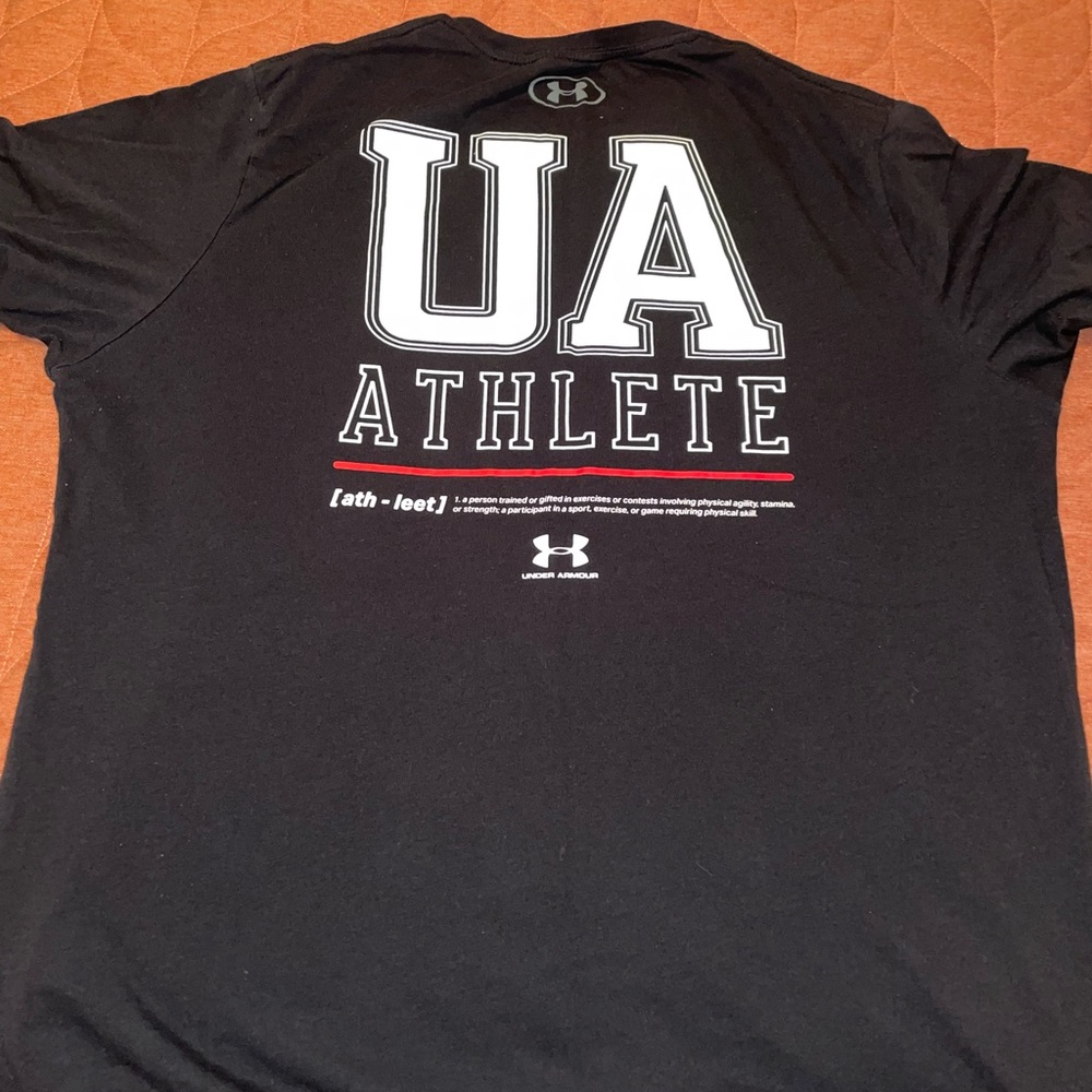 Black Under Armour shirt in a size large
